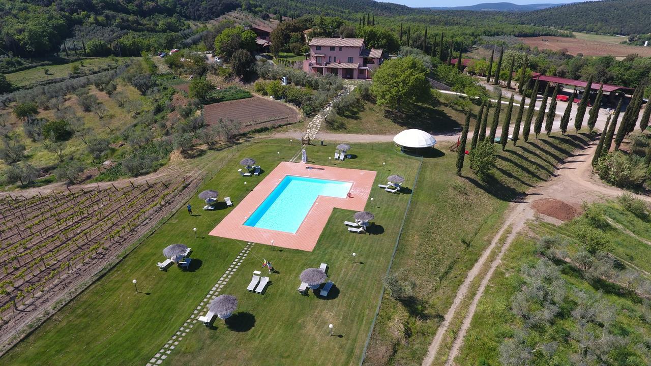 Agriturismo Poggio Corbello La Pesta المظهر الخارجي الصورة