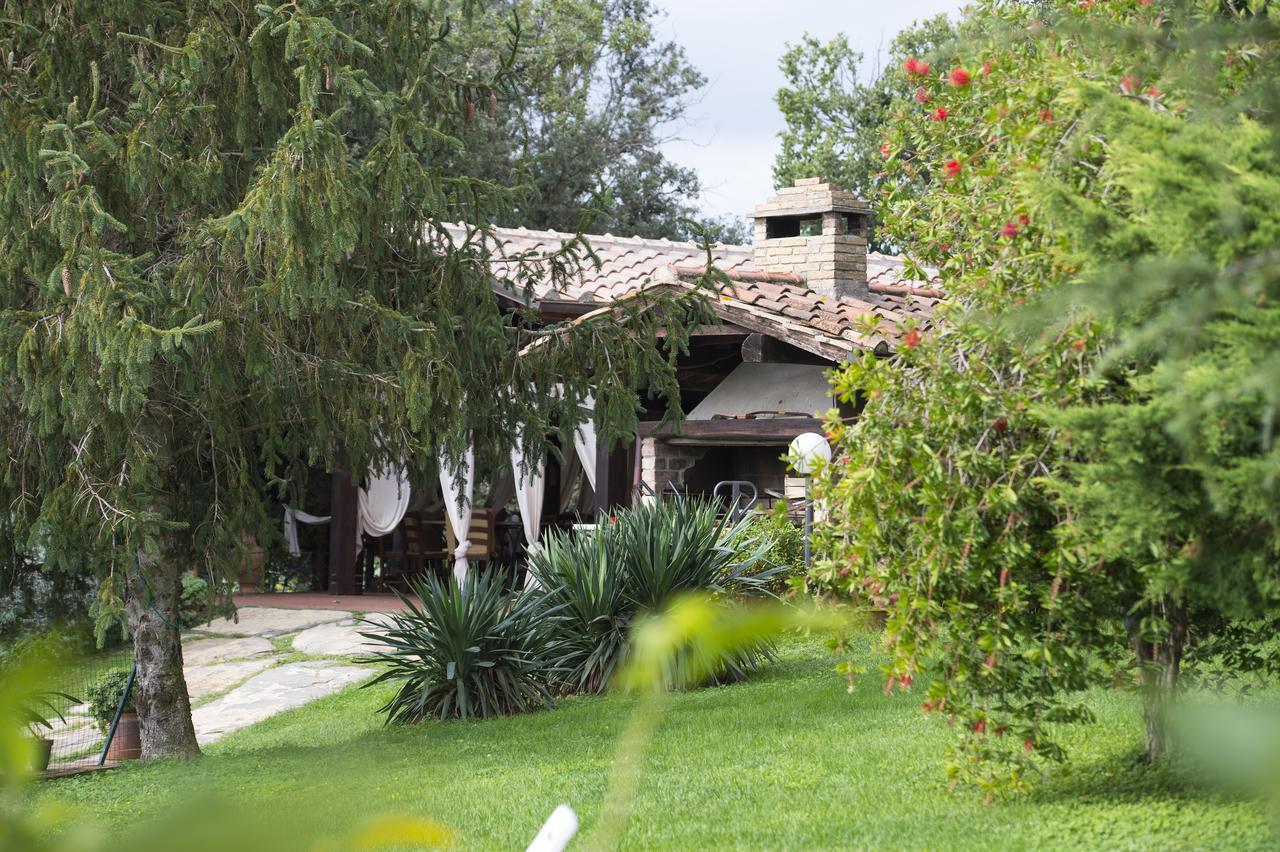 Agriturismo Poggio Corbello La Pesta المظهر الخارجي الصورة